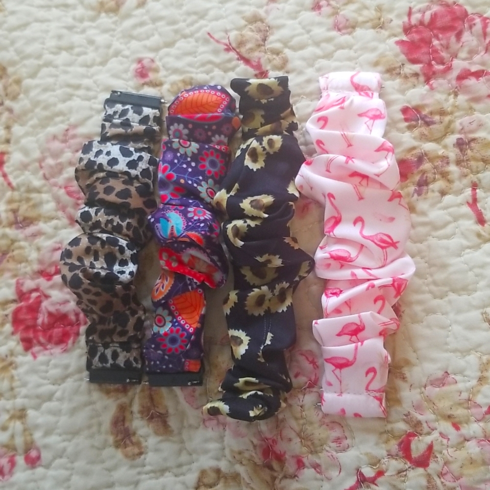 Four Scrunchie Style Smartwatch Bands, 22mm